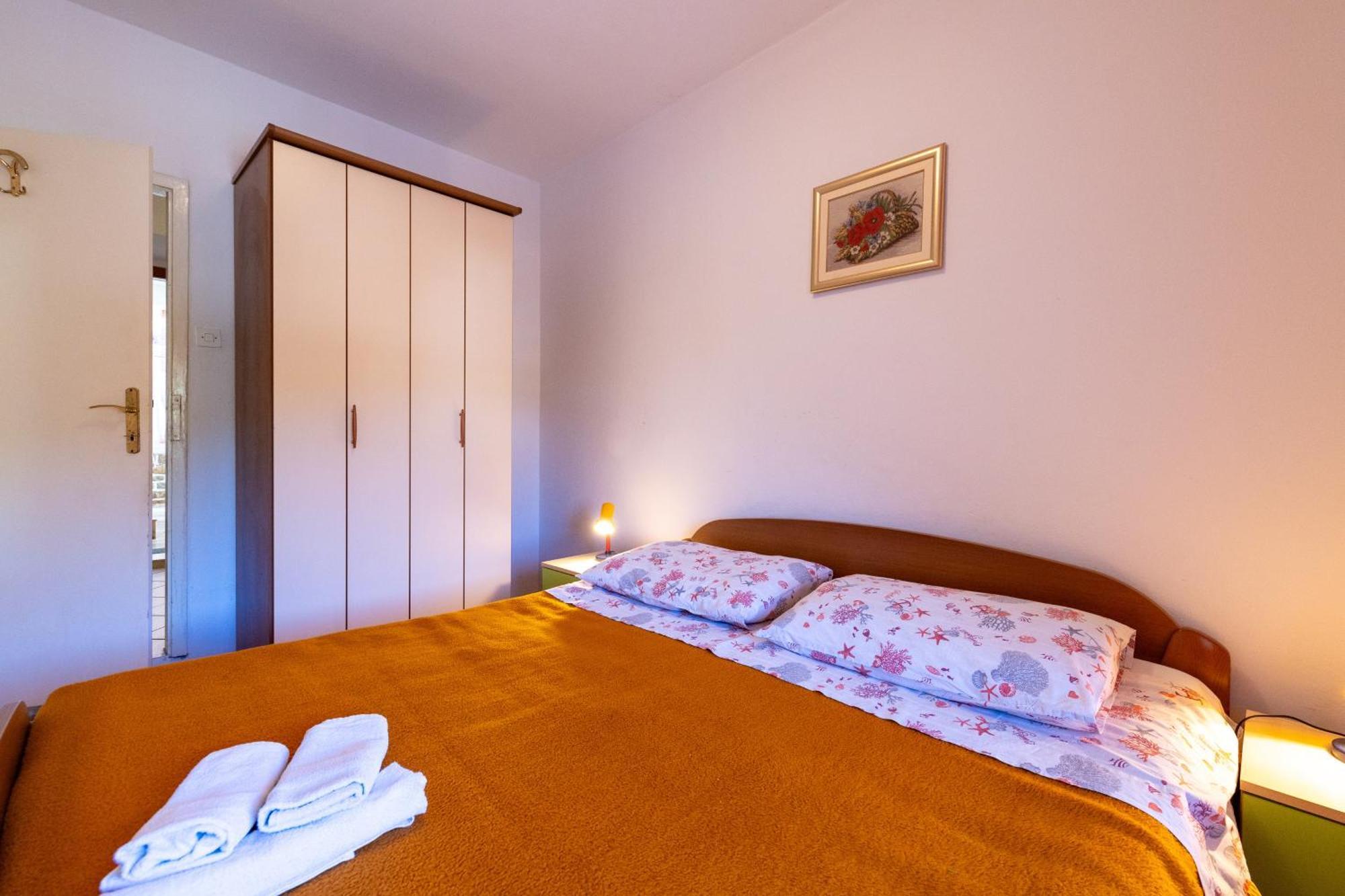 Apartments By The Sea Cove Zarace - Gdinj, Hvar - 2047 Quarto foto